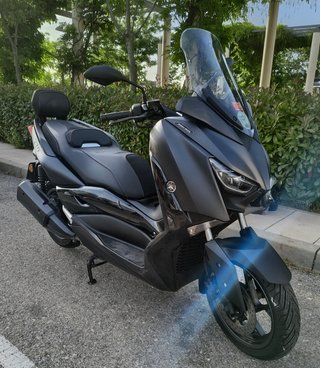 Yamaha XMAX 300 IronMax 2019 Negra