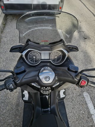 Yamaha XMAX 300 IronMax 2019 Negra