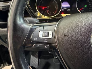 Volkswagen Touran R Line (2017)