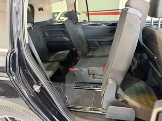 Volkswagen Touran R Line (2017)