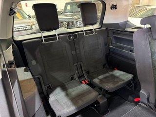 Volkswagen Touran R Line (2017)