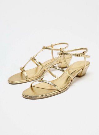 Sandalias doradas