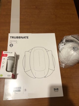 Lámpara IKEA TRUBBNATE Blanca sin usar