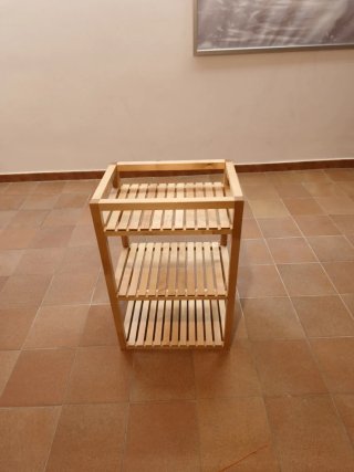 Mueble de baño de madera