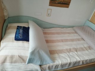 Dormitorio juvenil casi nuevo