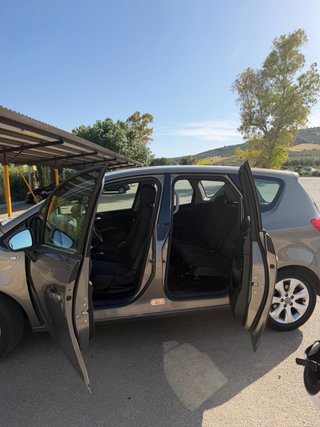 Opel Meriva 2010