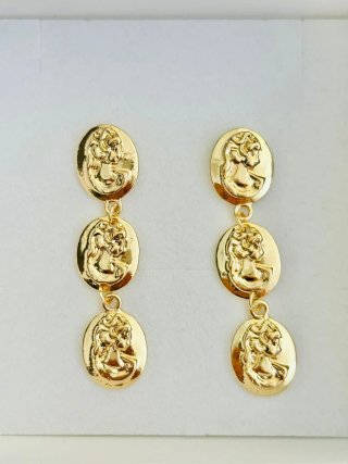 Orecchini donna vintage con cammei dorati