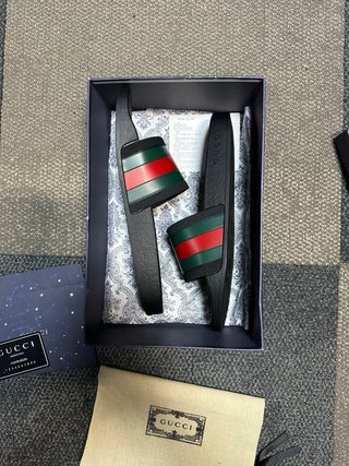 Chanclas Gucci Negras Verde Rojo
