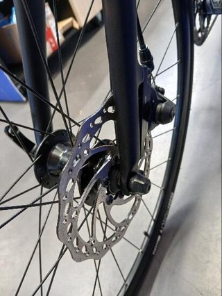 Bicicleta de carretera aluminio manillar plano freno de