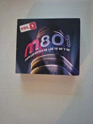 Lote 3 CDs M80 Radio: Éxitos 70s, 80s, 90s