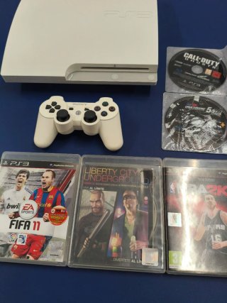 Consola PS3 Slim Blanca + 3 Juegos + 2 Discos