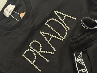 Conjunto Prada Negro Talla M
