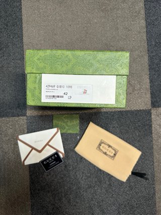Chanclas Gucci Blancas Tiras Verde y Rojo
