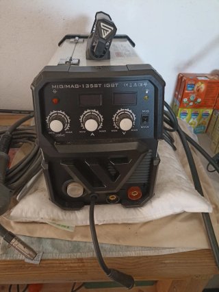 Máquina Soldar MIG/MAG 135BT IGBT