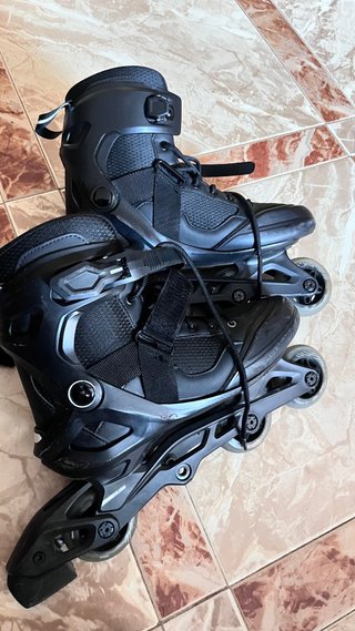 Patines en línea negros talla 43 negociable