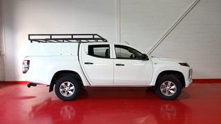 Mitsubishi L 200 2021