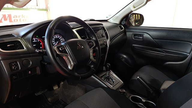 Mitsubishi L 200 2021