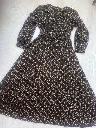 Vestido largo estampado negro y dorado