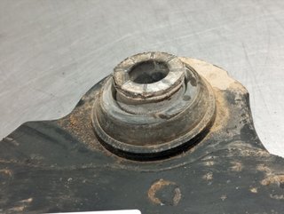 BRAZO SUSPENSION INFERIOR DELANTERO IZQUIERDO NIS