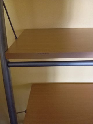 Estantería Metálica y Madera