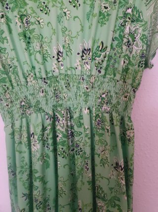 Vestido estampado verde talla 4 xl