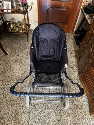 Carrito de bebé clásico negro