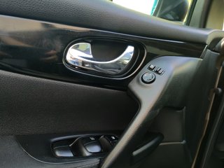 Nissan QASHQAI 1.2 DIG-T N-CONNECTA