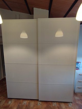 Puerta corredera de armario cristal blanco