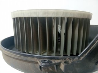 MOTOR CALEFACCION 6Q1819015