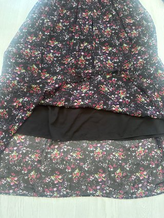 Vestido floral negro manga larga