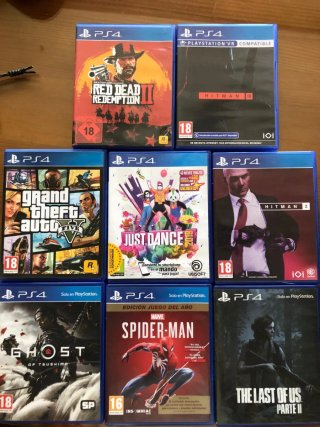 PS4 (PlayStation 4) Slim Negra
