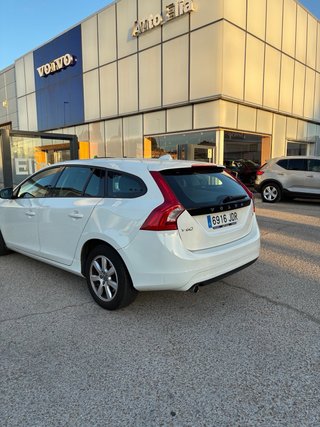 Volvo V60 2015
