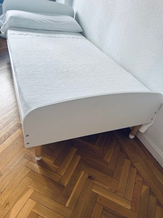 Juego de dos camas danesas Marca Flexa 90x1,90