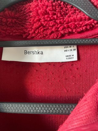 Camisola Bershka vermelha