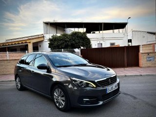 Peugeot 308 2021