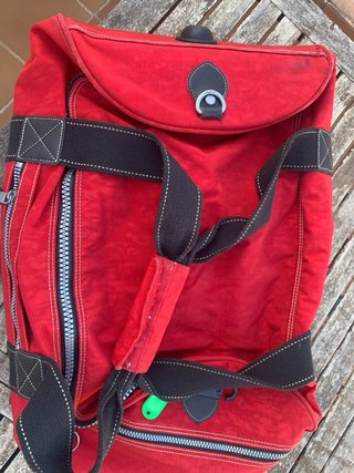 Bolsa de viaje Kipling roja con ruedas