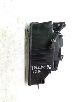 Seat 20510558 faro izquierdo toledo i (1l)
