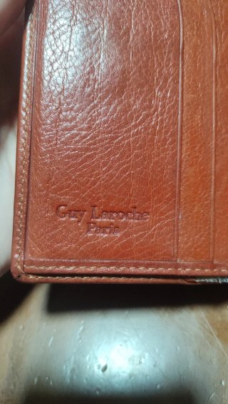 Monedero Guy Laroche Marrón/Naranja