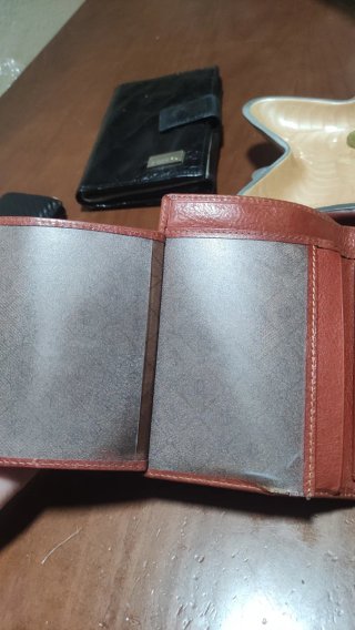 Monedero Guy Laroche Marrón/Naranja