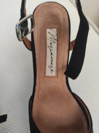 Zapatos de tacón Mariamare negros