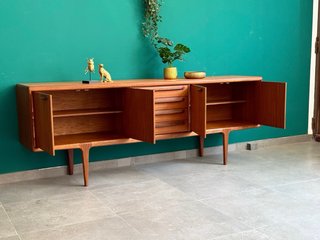 Aparador Mid-Century Ingles ‘Younger’