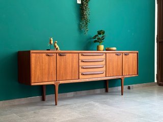 Aparador Mid-Century Ingles ‘Younger’
