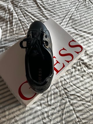 Zapatillas Guess Negras Talla 40