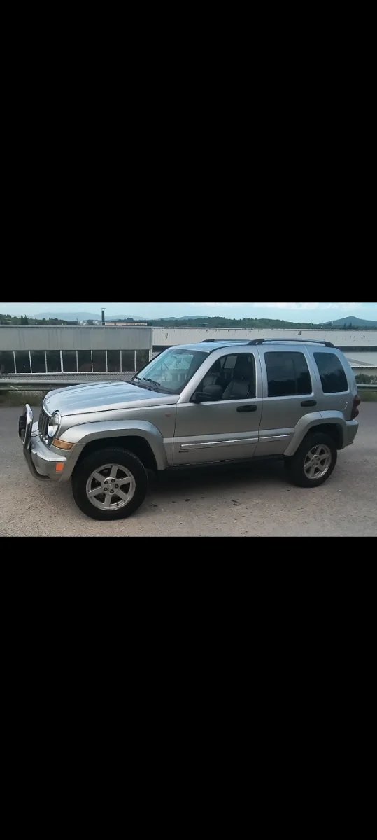 Jeep Cherokee kj 2007 - foto 1