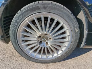 Mercedes-Benz  SL 2005
