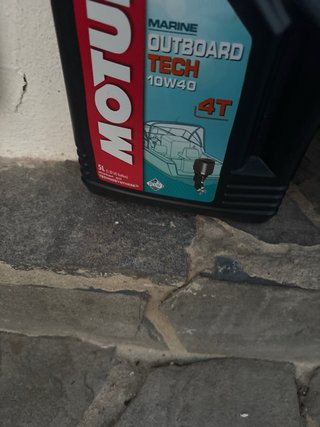 Aceite Motul Marine Outboard Tech 10W40