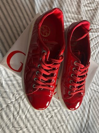 Zapatillas Guess Rojas Talla 40