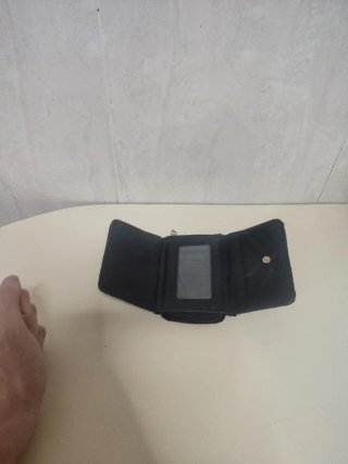 Cartera bordada flor morada