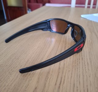 Gafas Oakley Fuel Cell Prizm Ruby Polarized