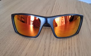Gafas Oakley Fuel Cell Prizm Ruby Polarized